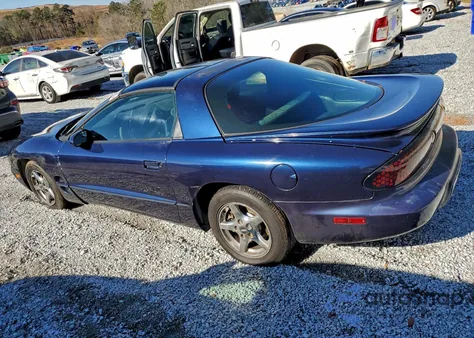 2002 Pontiac Firebird from USA, damaged, VIN 2G2FS22K222111668